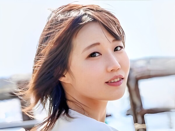 【人妻の性欲解放】 欲求不満な三十路妻が若いチ○ポにメロメロ♡ 激しく突かれてデカクリもビクンビクン！