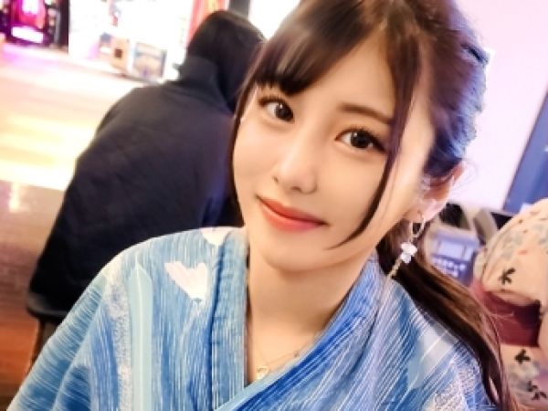 【ドM娘の密着セックス】清楚系美女がセフレとハメ撮り！プリケツに生チンをぶち込まれ、密着イキで乱れまくる♥ スケベな本性が丸出し！