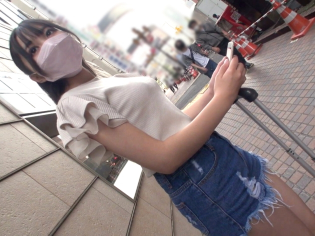 【美乳美少女の絶頂プレイ】『おっぱい気持ちいい…もっと突いて…』キレイな美乳が揺れる！チンコの上で感じまくる美少女が、おマンコを激しく突き上げられ喘ぎ乱れる！そそられる美ボディで、エロかわいい声を上げちゃうよ♡