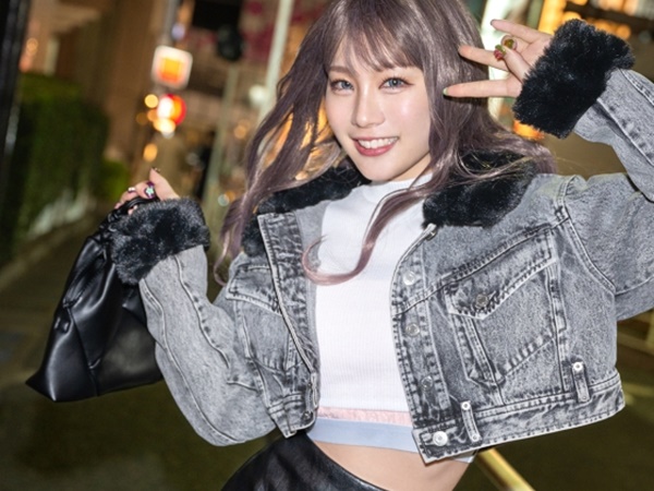 【ダンスで鍛えた美ボディ素人】『もっと激しく…♡』一見おとなしそうなダンサー女子が、ベッドの上ではエロ全開！鬼ピストンに喘ぎまくり、交尾さな【センズリ鑑賞】『見てて…』美女が男のオナニーをガン見！！興奮MAXで濡れちゃうオマンコに生挿入！！見つめられながら激ピストンでイキまくり！！がらの激しいセックスでイキまくる！