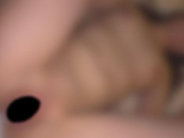 《セフレの裏切り配信》『バレたら消すから…』内緒のハメ撮りがAVに！ガッツリ中出しまで撮影されちゃった！禁断のプライベートセックスが丸見え！！