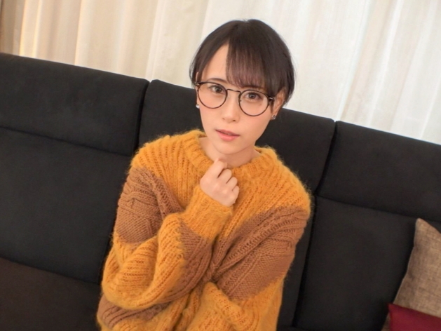 【メガネ清楚系女子の痴態】『あっ…ダメ…』真面目そうなメガネ女子が本能むき出しで感じまくり！清楚な見た目とのギャップがヤバい…キレイなボディを肉棒で激しく貫かれ、本能のままに乱れる姿は必見！