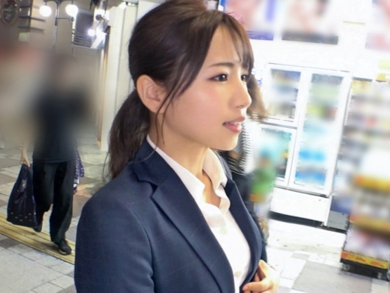 【若妻の危険な火遊び】『ダメ…夫にバレちゃう…』30代とは思えない美ボディの人妻が、背徳の快楽に溺れる！Tバックから溢れる美尻を揺らし、禁断のエロプレイに挑戦！