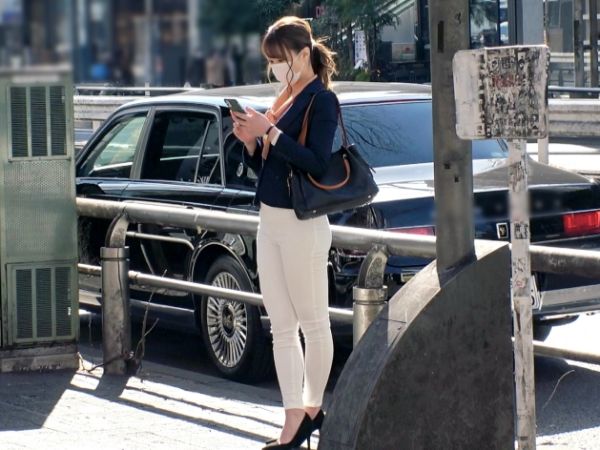 【ストレス発散フェラ】「仕事のストレス、チンポで癒して…」美人OLが本能のままにチンポをしゃぶり尽くす！口内射精で大満足♥