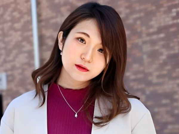 【人妻不倫】「旦那じゃ物足りないの…」欲求不満な美熟女が禁断の快楽を求めて不倫セックス！限界突破の絶頂アクメで乱れまくる！♡