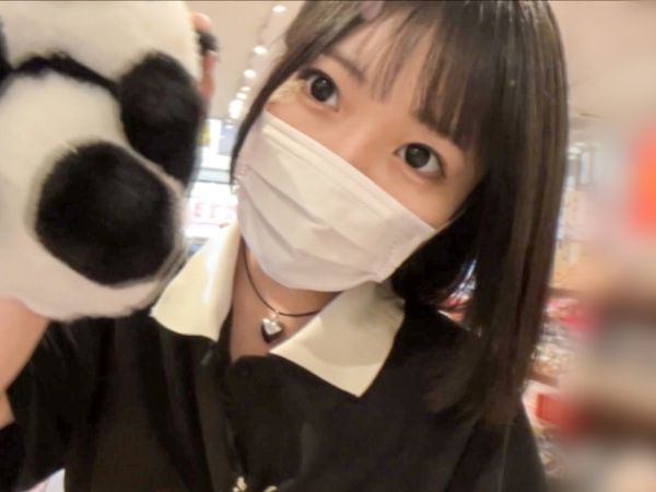 【爆乳素人ナンパ】Hカップノーブラ女子、街で粘着ナンパ師に捕まり即ホテル！フェラ＆パイズリでご奉仕、コスプレSEXで痙攣アクメ！♡